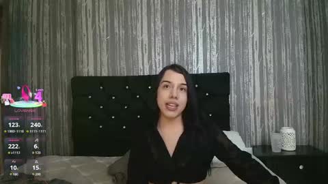 Snapshot of alicee_moonn chatting on 06.03.26 alicee_moonn online show from 06.03.26