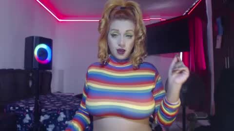 Snapshot of aliceesmiths chatting on 01.15.25 aliceesmiths online show from 01.15.25