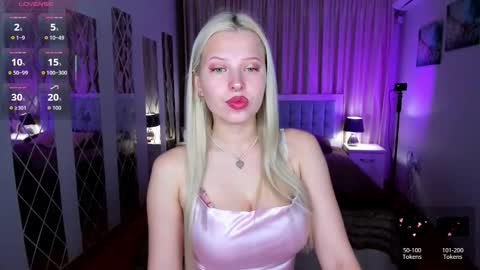 Snapshot of alicefreman chatting on 03.23.26 Alice online show from 03.23.26