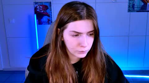 Snapshot of aliceinredsquare_ chatting on 10.30.25 Alice online show from 10.30.25