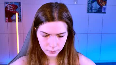 Snapshot of aliceinredsquare_ chatting on 12.03.25 Alice online show from 12.03.25