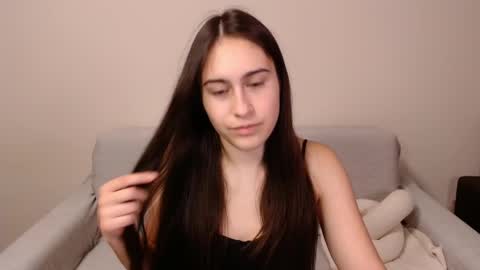 Snapshot of alicekollt chatting on 12.25.24 alicekollt online show from 12.25.24