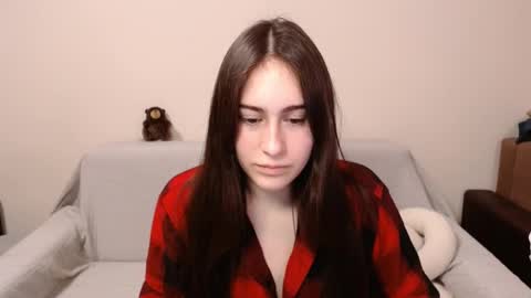 Snapshot of alicekollt chatting on 03.01.25 alicekollt online show from 03.01.25