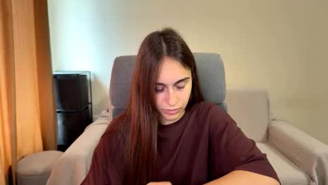 Snapshot of alicekollt chatting on 09.24.25 alicekollt online show from 09.24.25