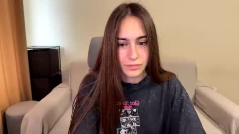 Snapshot of alicekollt chatting on 11.17.25 alicekollt online show from 11.17.25