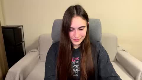 Snapshot of alicekollt chatting on 02.25.26 alicekollt online show from 02.25.26