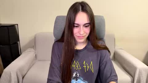 Snapshot of alicekollt chatting on 03.05.26 alicekollt online show from 03.05.26