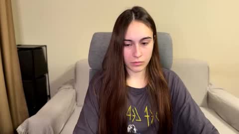 Snapshot of alicekollt chatting on 03.06.26 alicekollt online show from 03.06.26