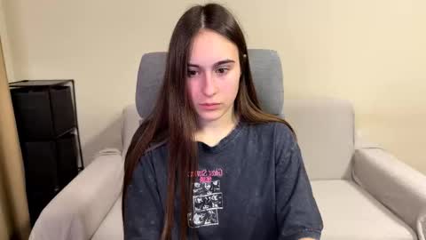 Snapshot of alicekollt chatting on 03.08.26 alicekollt online show from 03.08.26