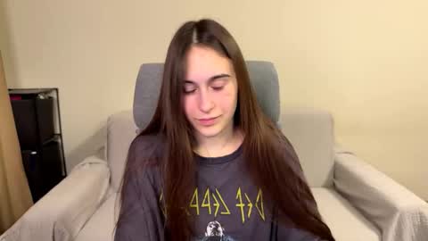 Snapshot of alicekollt chatting on 03.14.26 alicekollt online show from 03.14.26