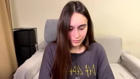 Snapshot of alicekollt chatting on 03.24.26 alicekollt online show from 03.24.26