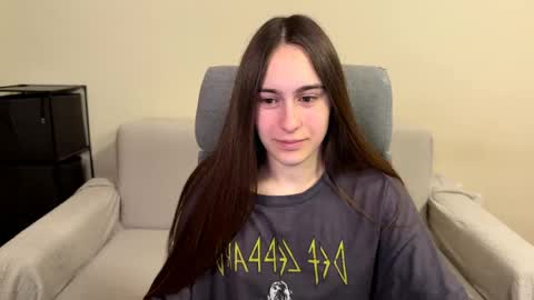 Snapshot of alicekollt chatting on 04.15.26 alicekollt online show from 04.15.26