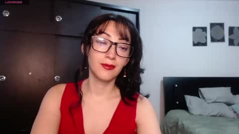 Snapshot of alicelove75 chatting on 06.26.26 alicelove75 online show from 06.26.26