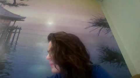 Snapshot of alicetailorrr chatting on 10.04.25 AliceTailorrr online show from 10.04.25