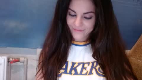 Snapshot of alicetailorrr chatting on 10.15.25 AliceTailorrr online show from 10.15.25