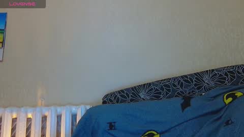 Snapshot of alicewoolfy chatting on 11.09.25 AliceWoolfy online show from 11.09.25