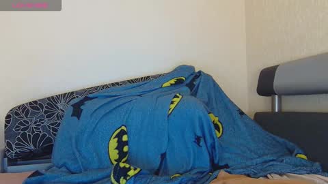 Snapshot of alicewoolfy chatting on 11.24.25 AliceWoolfy online show from 11.24.25