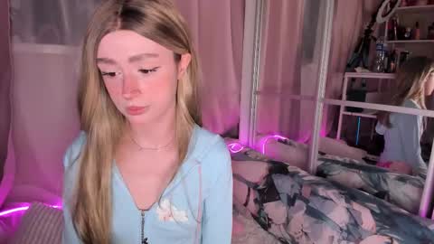 Snapshot of alicexbae chatting on 02.27.26 from wonderland online show from 02.27.26