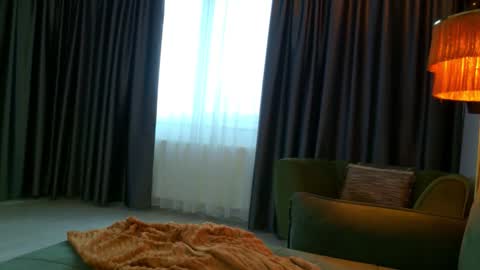 Snapshot of alicexsquirt chatting on 02.13.26 Alice online show from 02.13.26