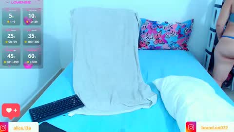 CATALINA Y ANDRES online show from 03.11.25