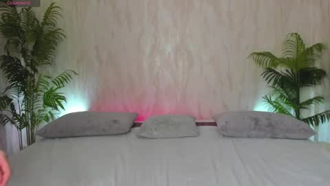 Mia online show from 01.21.25