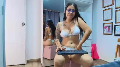 alicia_rainbow online show from 04.28.26