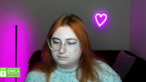 Snapshot of alicia_side_red chatting on 10.14.25 Alicia online show from 10.14.25