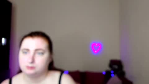 Snapshot of alicia_side_red chatting on 06.22.26 Alicia online show from 06.22.26