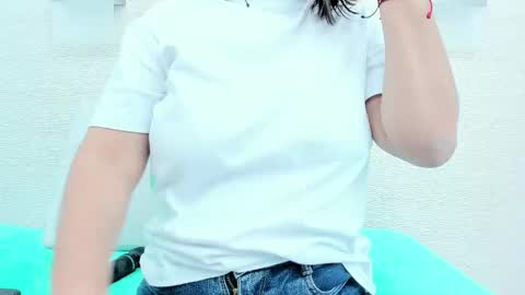 Snapshot of alicie_green chatting on 02.21.26 im tutti online show from 02.21.26