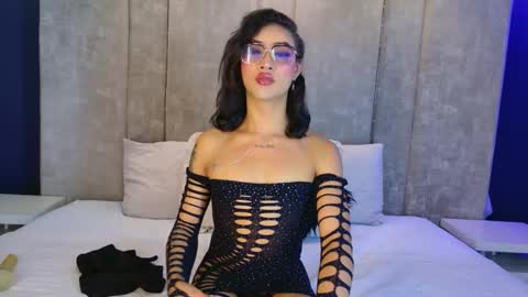 Ali Diaz online show from 11.03.25