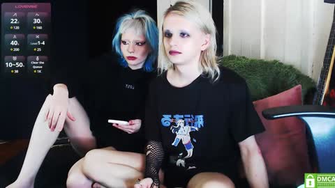 Snapshot of alien_bella chatting on 12.09.24 Alien Bella online show from 12.09.24