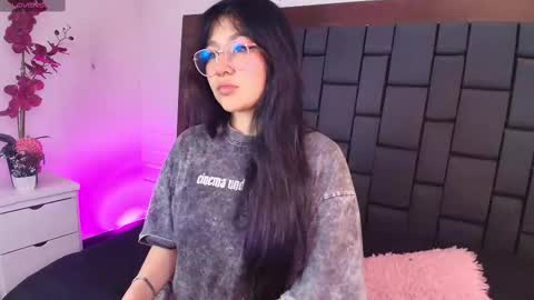 Aliice Blond online show from 09.15.25