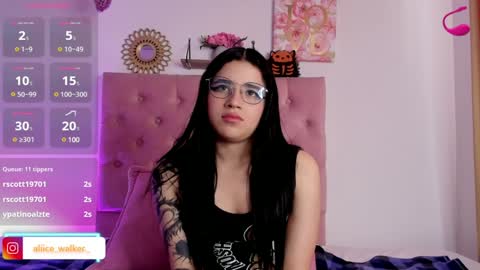 Snapshot of aliice_walker_ chatting on 12.07.24 aliice_walker_ online show from 12.07.24