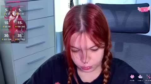 Snapshot of alinabae chatting on 06.24.26 Alina and Ben online show from 06.24.26
