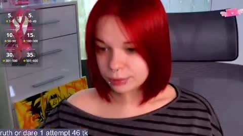 Snapshot of alinabae chatting on 06.27.26 Alina and Ben online show from 06.27.26
