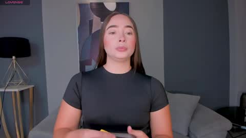 alinakravitz_ online show from 06.03.26