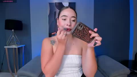 alinakravitz_ online show from 06.04.26