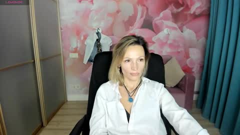 AlinaMoor online show from 01.06.26