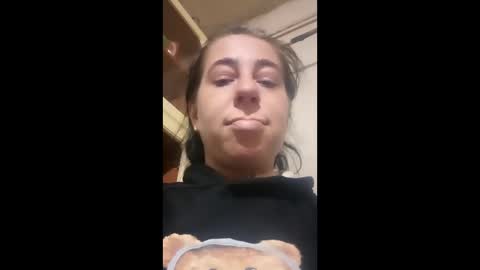 Snapshot of alinasis chatting on 02.08.26 AlinaSiS online show from 02.08.26