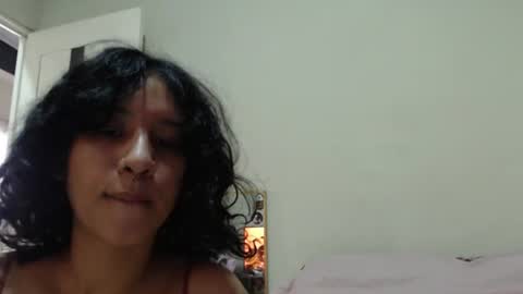 Snapshot of alinawoolf_ chatting on 06.28.26 Ali online show from 06.28.26