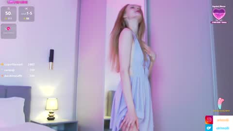 Snapshot of alis_molli chatting on 01.20.25 Alisa but you can call me Molli online show from 01.20.25