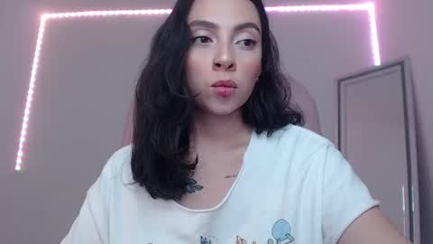 Alejandra online show from 02.22.25