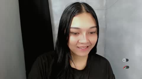 Shanti xhey online show from 10.19.25