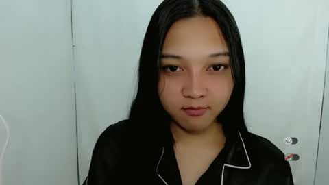 Shanti xhey online show from 04.02.26