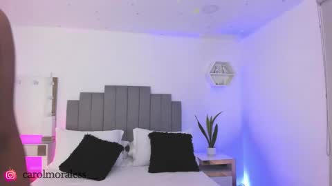 Snapshot of alisa_walton chatting on 01.07.25 ALIS online show from 01.07.25