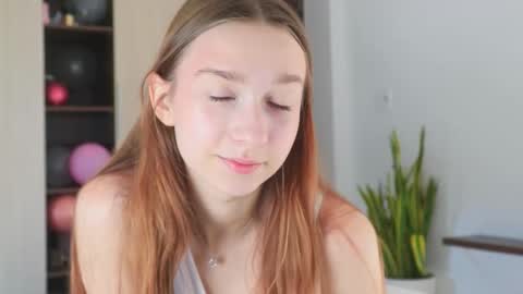 Alice                                   Fansly Alisa01 online show from 03.18.26