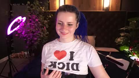 Snapshot of alisagrace chatting on 03.26.26 alisagrace online show from 03.26.26