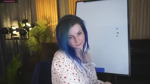 Snapshot of alisagrace chatting on 05.20.26 alisagrace online show from 05.20.26
