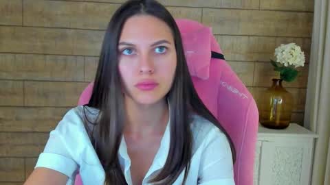 AlisaVersailles online show from 09.29.25