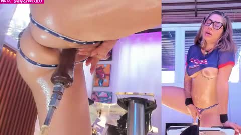 Snapshot of aliseparker chatting on 09.11.25 aliseparker online show from 09.11.25